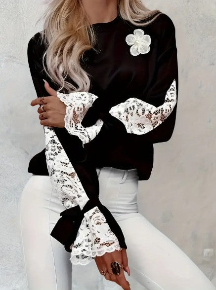 Heidi-Mode | Stylische Spitzenbluse mit floralen Design