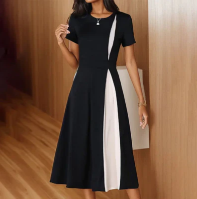 schwarz-weiße Midi-Kleid