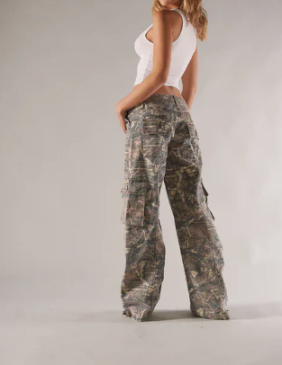 Heidi-Mode | Niedrig taillierte Cargo-Hose Braun Camo