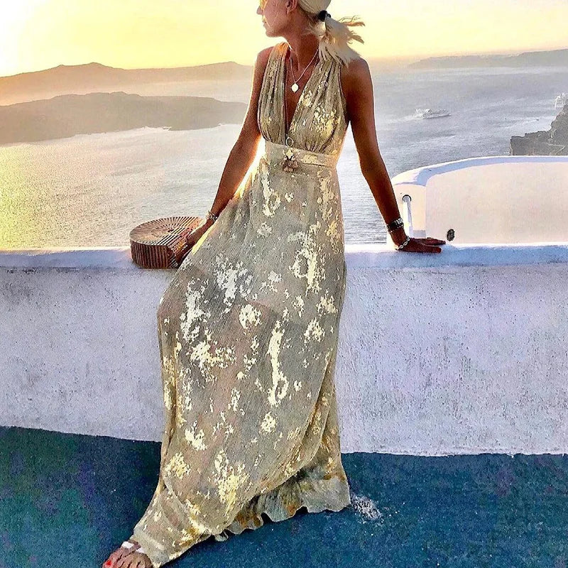 Fließendes Kleid mit V-Ausschnitt und Paillettenverzierung