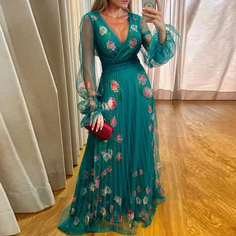 Heidi Damenkleid mit Einem V-Ausschnitt und Einer Schmeichelhaften Taillebetonung