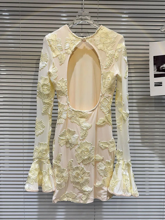 Heidi-Mode | Mode Damen Stickerei Blume Rücken Hohle aus Kleid Frühling Trendy O-Ausschnitt Flare Ärmel Kleider Weiblich