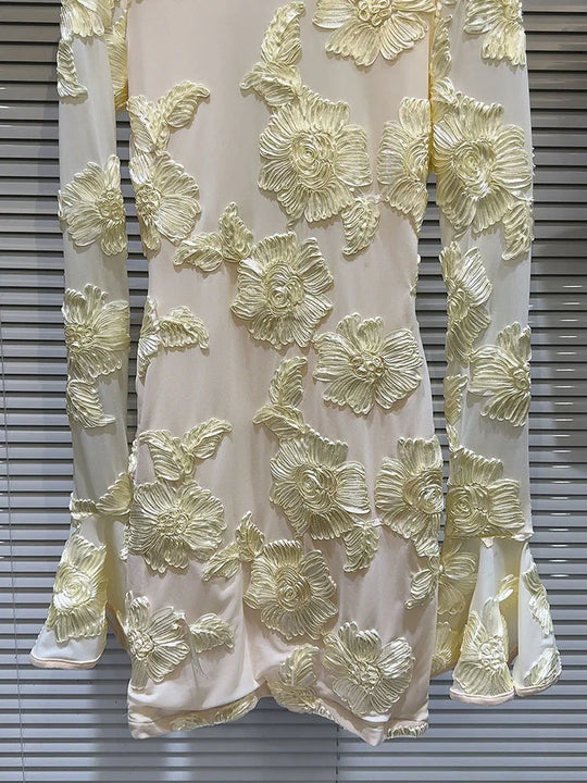 Heidi-Mode | Mode Damen Stickerei Blume Rücken Hohle aus Kleid Frühling Trendy O-Ausschnitt Flare Ärmel Kleider Weiblich