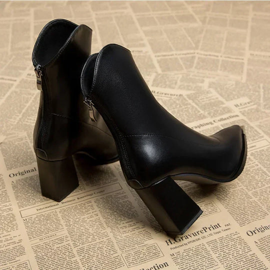 Heidi-Mode | Stiefel mit Hohem Absatz und Reißverschluss