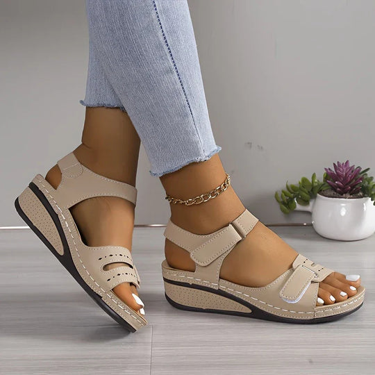 Orthopädische Sommer-Sandalen