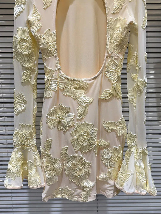Heidi-Mode | Mode Damen Stickerei Blume Rücken Hohle aus Kleid Frühling Trendy O-Ausschnitt Flare Ärmel Kleider Weiblich