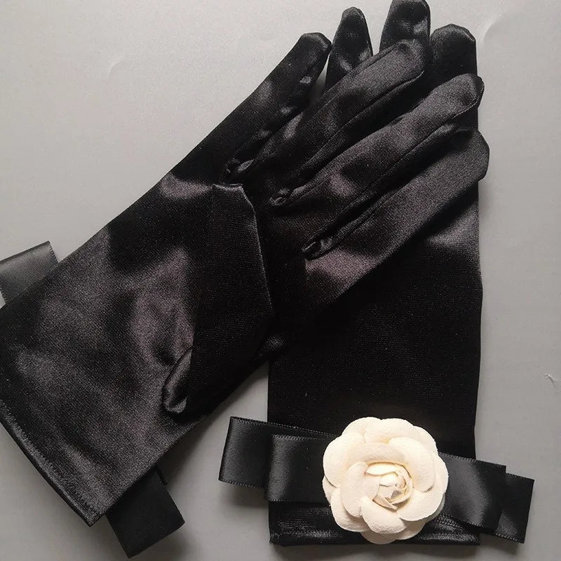 Heidi-Mode | Weinlese Schwarze Kurze Satin Hepburnhandschuhe
