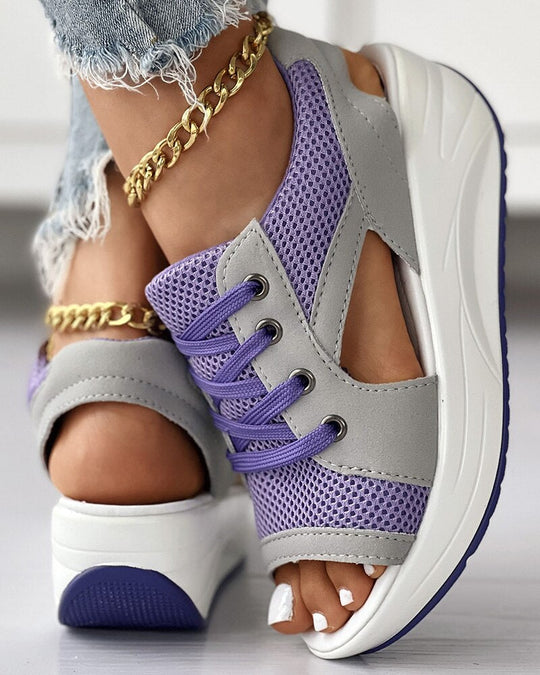 Heidi-Mode Trendkick: Atmungsaktive Sneaker-Sandalen