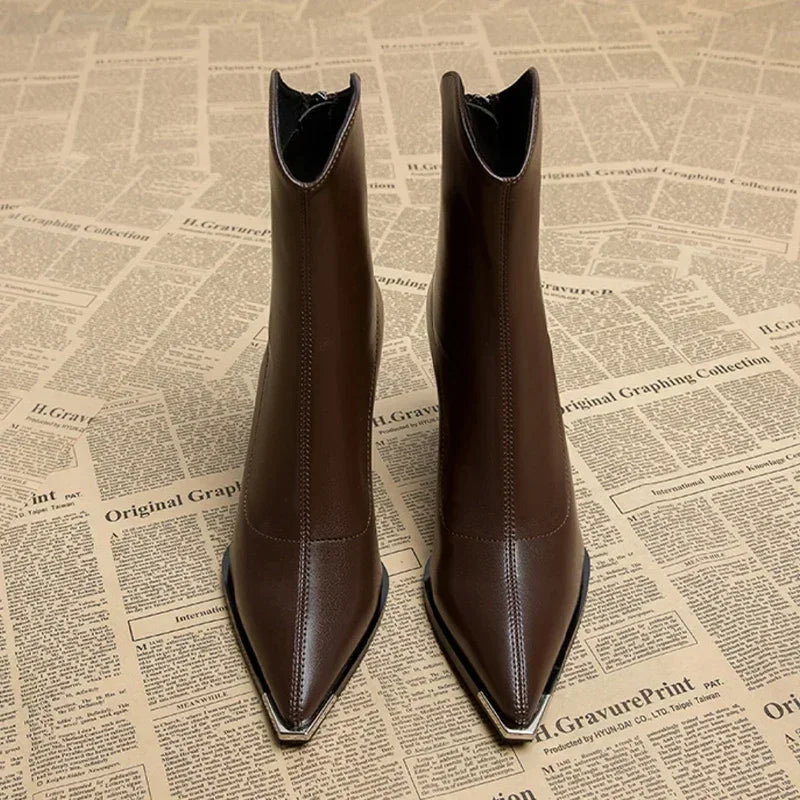 Heidi-Mode | Stiefel mit Hohem Absatz und Reißverschluss