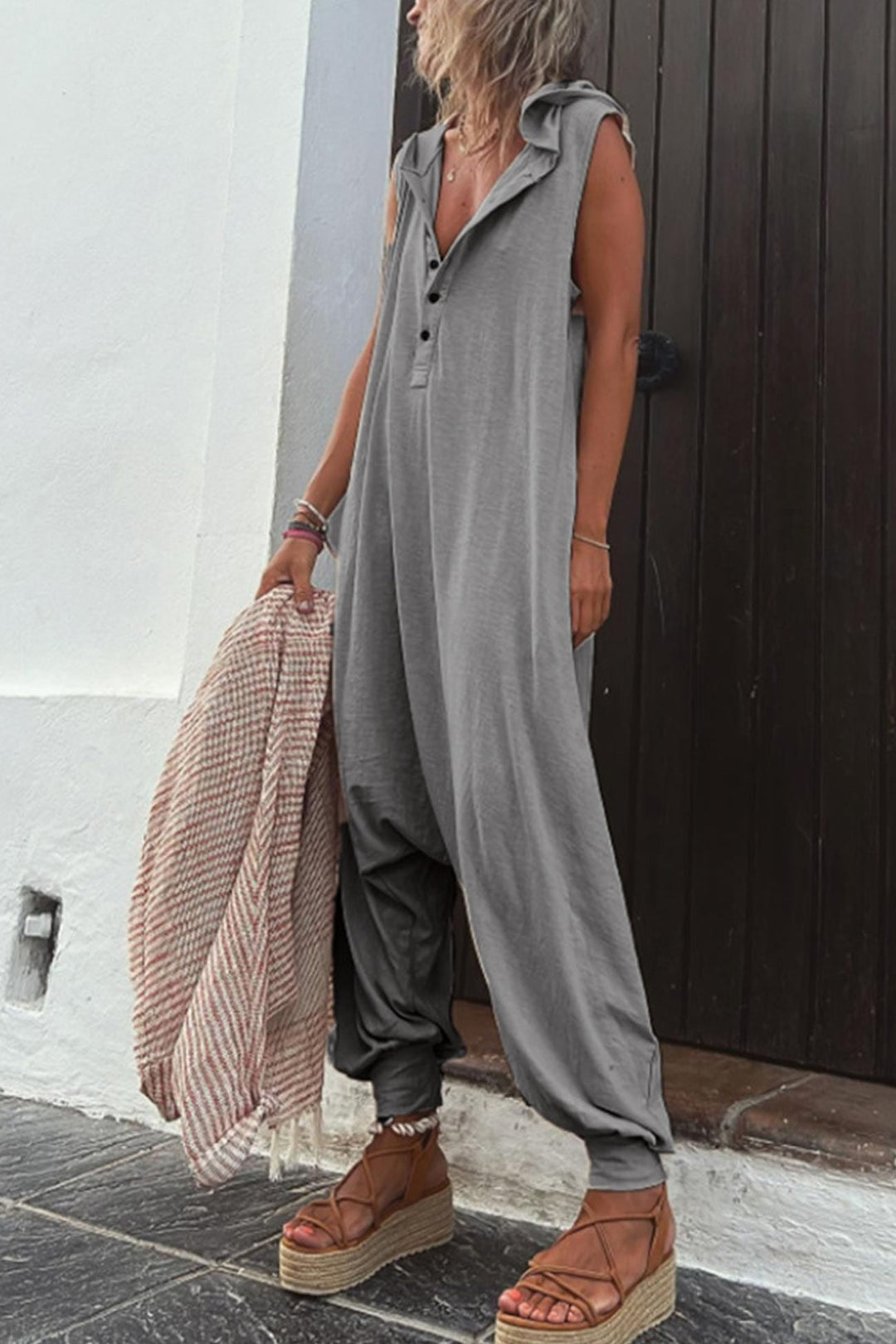 Heidi-Mode | Ärmeloses Einfarbiges Outfit mit Kapuze und Lässiger Passform
