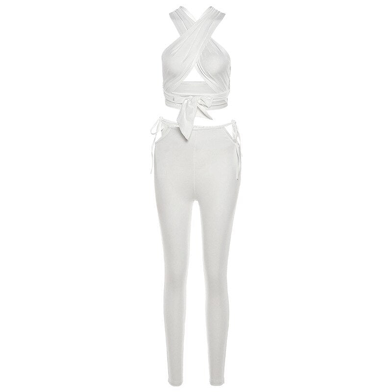 Heidi-Mode | Ärmelloses Halter Crop & Hollow Hüfthosen/Shorts