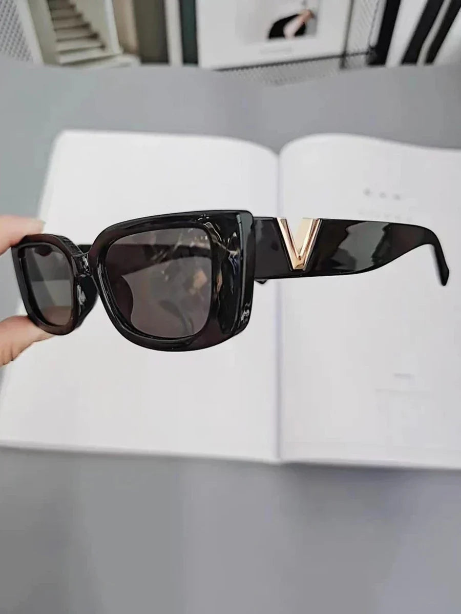 Heidi-Mode | Luxe Sonnenbrille Zeitlose Eleganz mit Einem Modernen Touch
