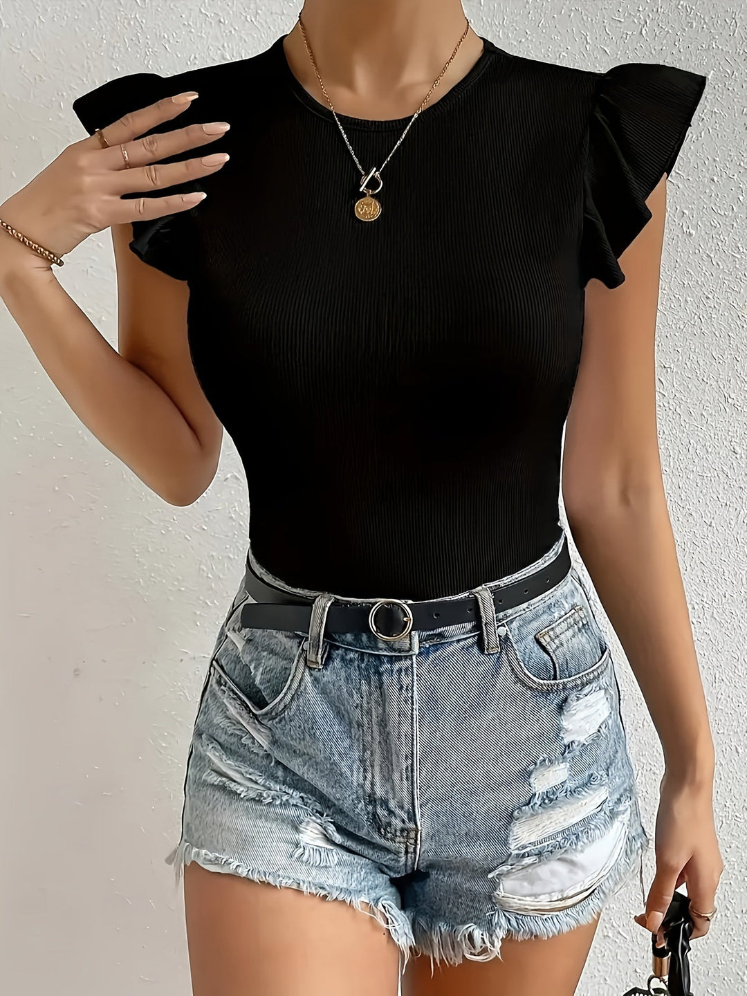 Heidi-Mode | Schwarzes T-shirt mit Rüschen für Damen
