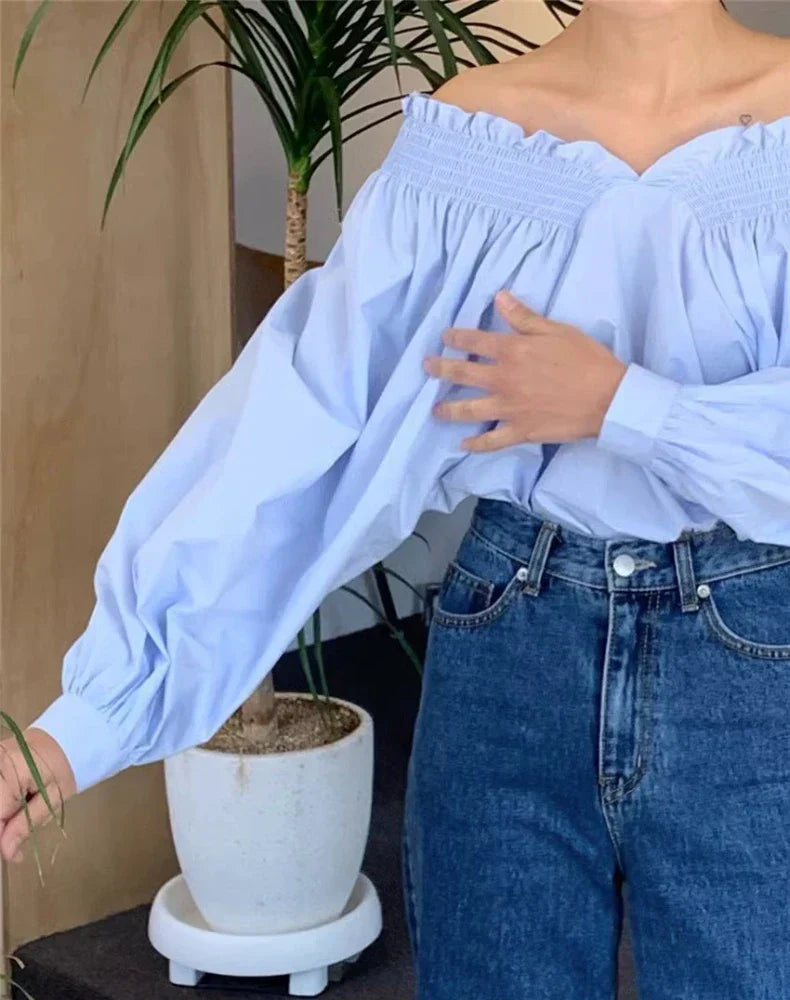 met lange mouwen en sexy off-the-shoulder design
