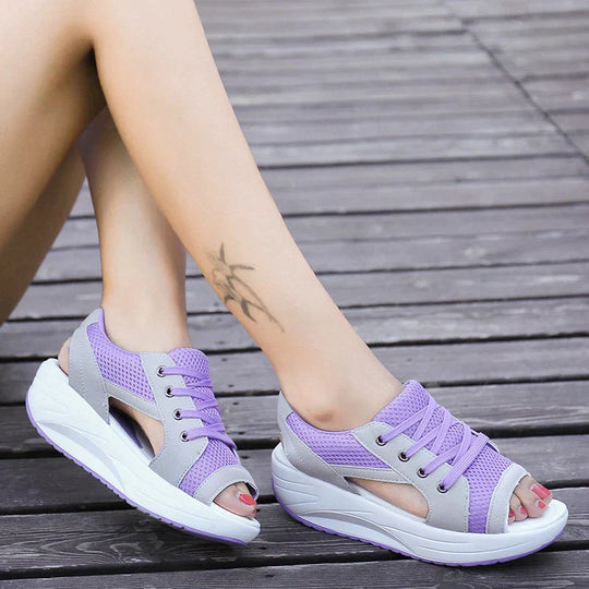 Orthopädische Muffin-Sandalen mit Ausschnitt und Schnürung