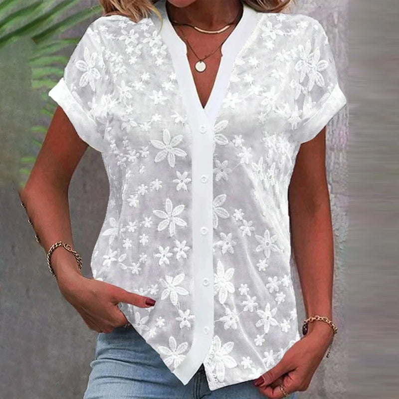 Heidi-Mode | Kurzärmlige Blumenbluse mit V-Ausschnitt