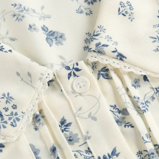 blouse met bloemenpatroon en kanten zoom