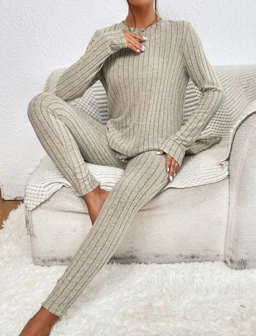 Pullover & Hose