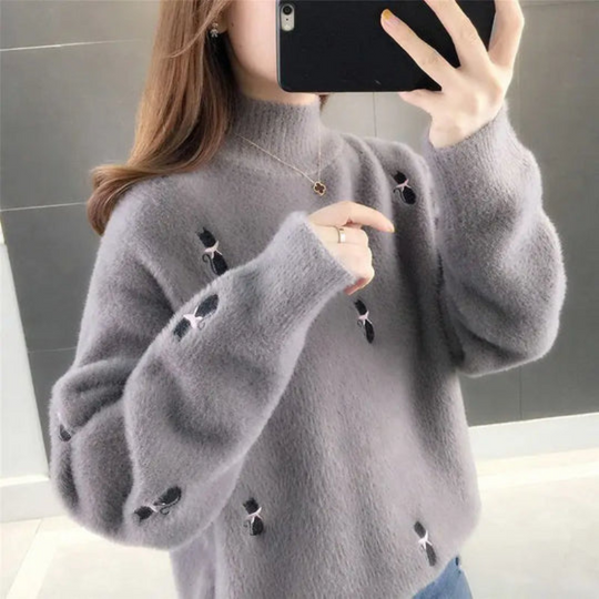 Heidi-Mode | Flauschiger Rollkragenpullover für Frauen