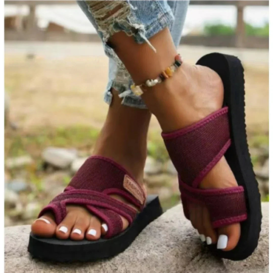 Heidi-Mode | Lässige Riemchensandalen