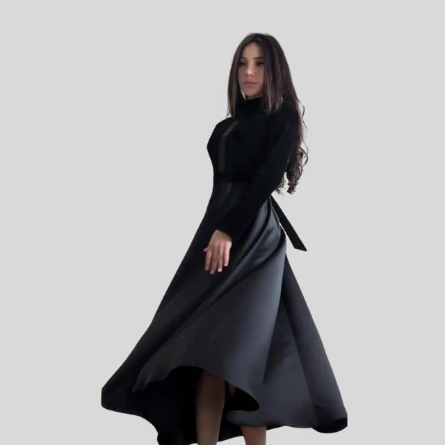 Elegantes Rollkragenkleid aus Samt mit weitem Rock