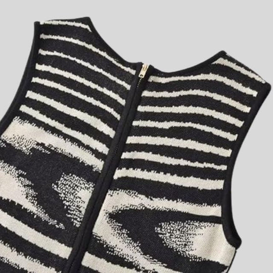 fluwelen maxi-jurk met asymmetrische halslijn