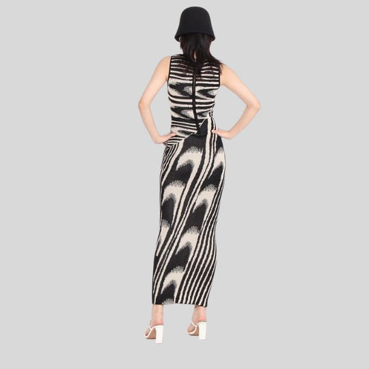 fluwelen maxi-jurk met asymmetrische halslijn