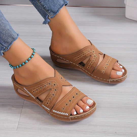 Heidi-Mode | Orthopädische und Rutschfeste Sandalen