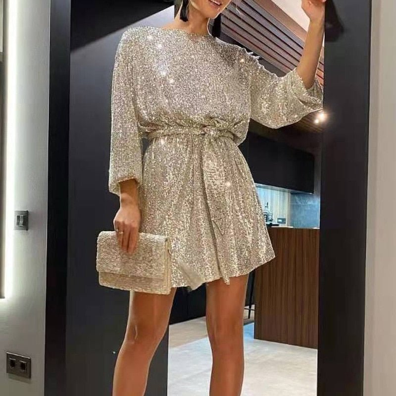 Heidi-Mode | Lockeres Minikleid mit Rundhalsausschnitt Langen Ärmeln und Gürtel