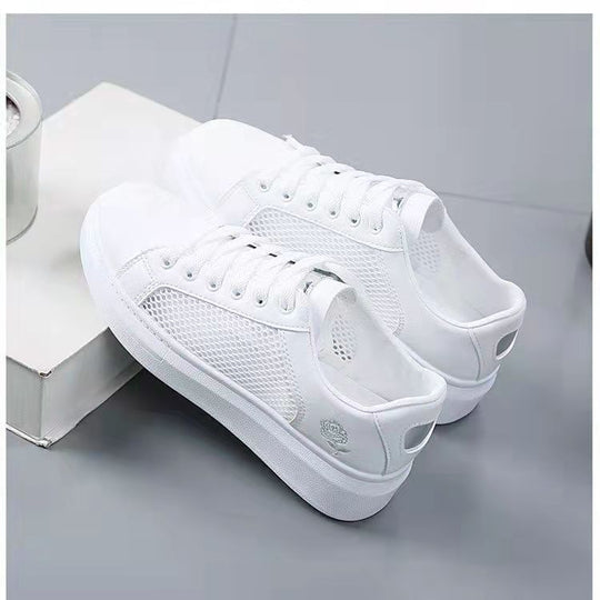 Heidi-Mode | Frühlingsweiße Sneaker