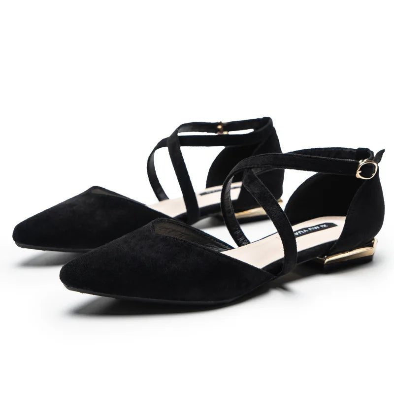 Heidi-Mode - Elegante Schwarze Slingpumps