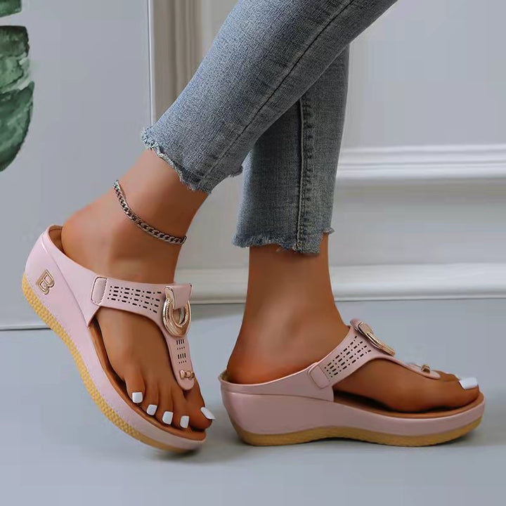 Sommer-Sandalen mit orthopädischem Design