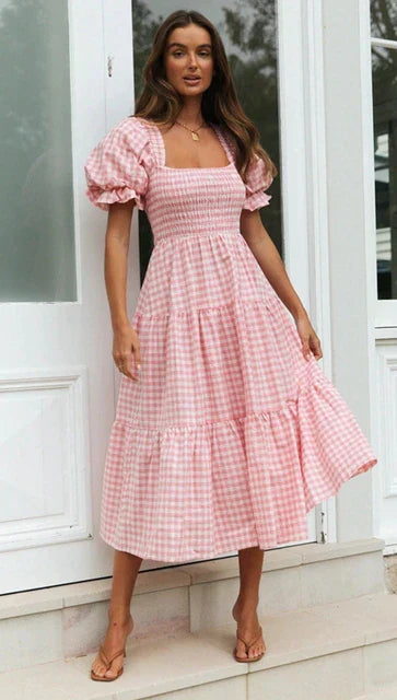 Heidi Maxi-Kleid mit Einer Zeitgemäßen Quadratischen Halslinie