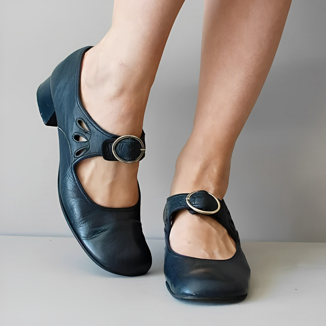 Heidi-Mode | Flache Schnallen Loafers