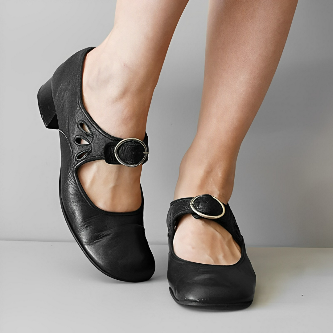 Heidi-Mode | Flache Schnallen Loafers