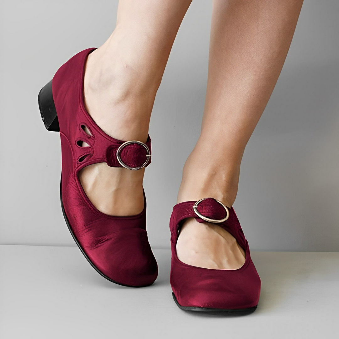 Heidi-Mode | Flache Schnallen Loafers