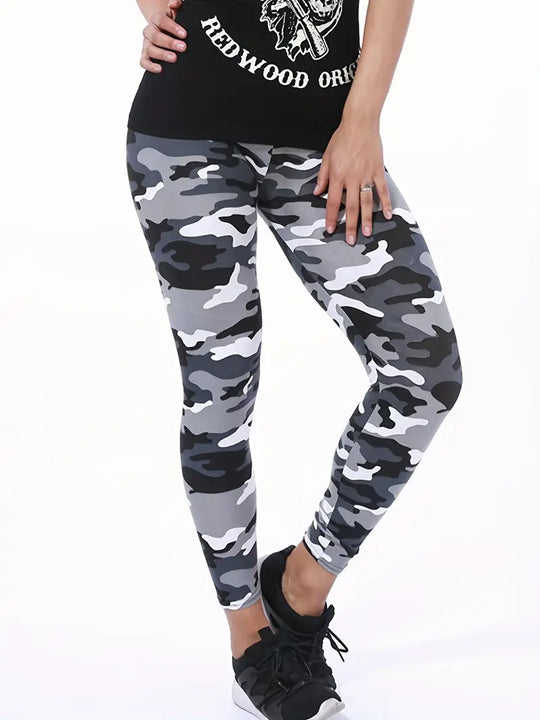 – lässige camouflage-leggings mit hoher taille