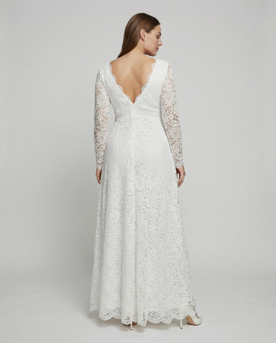 Heidi-Fashion Umstandsmode für Fotoshooting, Babyparty, Hochzeit, Maxikleid, Spitze, V-Ausschnitt, rückenfrei, weiß, elegant