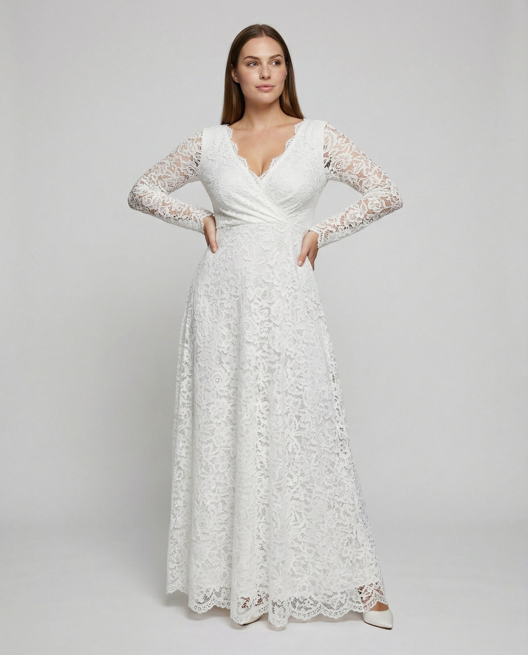 Heidi-Fashion Umstandsmode für Fotoshooting, Babyparty, Hochzeit, Maxikleid, Spitze, V-Ausschnitt, rückenfrei, weiß, elegant