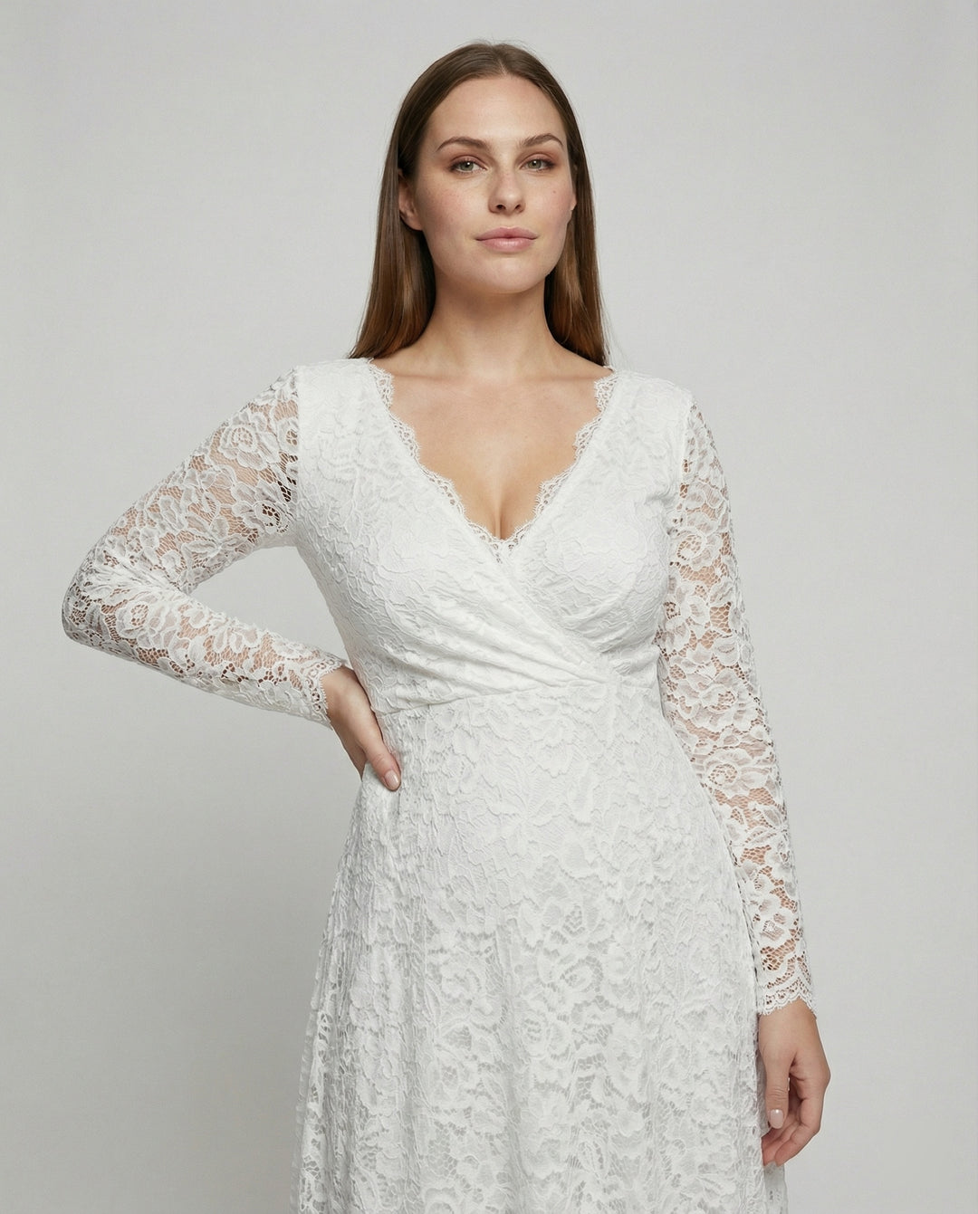 Heidi-Fashion Umstandsmode für Fotoshooting, Babyparty, Hochzeit, Maxikleid, Spitze, V-Ausschnitt, rückenfrei, weiß, elegant