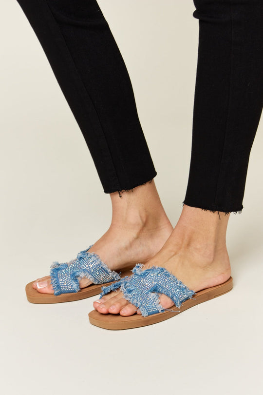 Heidi-Mode | Forever Link Raw Trim Denim H-Band Flache Sandalen