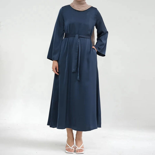 Heidi-Mode | Muslimische Frauen Einfarbige Satin Abaya Kleid mit Tasche und Gürtel