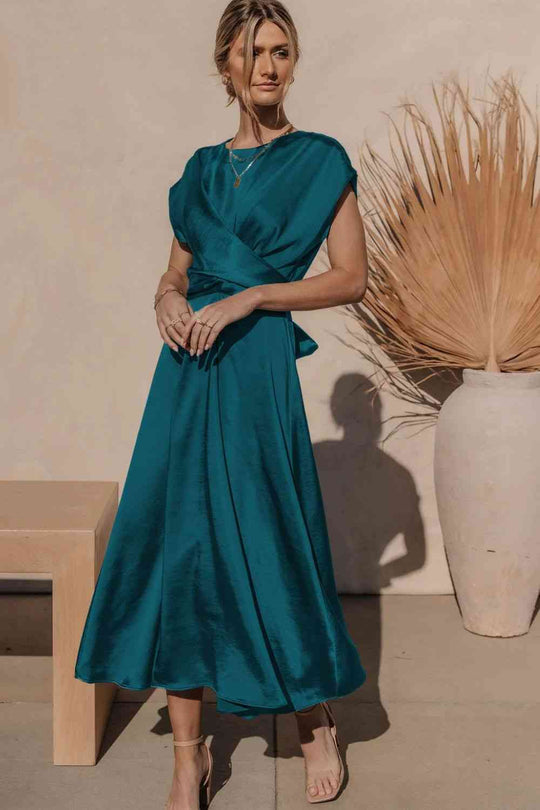 Heidi-Mode | Satin Cap Sleeve Tie Back Midi Kleid