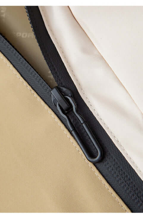 Heidi-Mode | Wasserdichte Kapuzenjacke für den Außenbereich