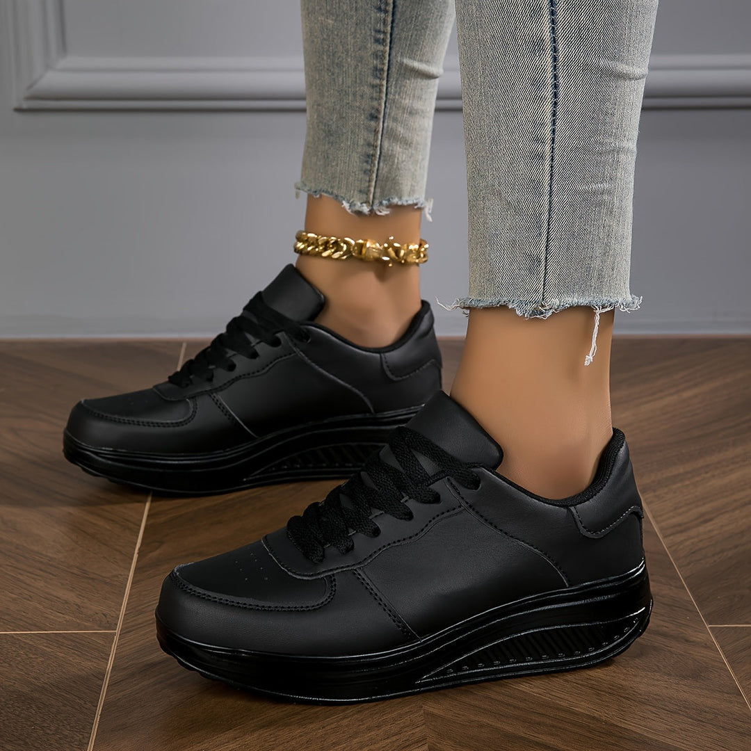 Heidi-Mode | Bequeme Outdoor Wanderschuhe