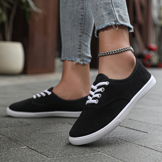 Heidi-Mode | Bequeme Niedrige Canvas Sneakers In Weiß