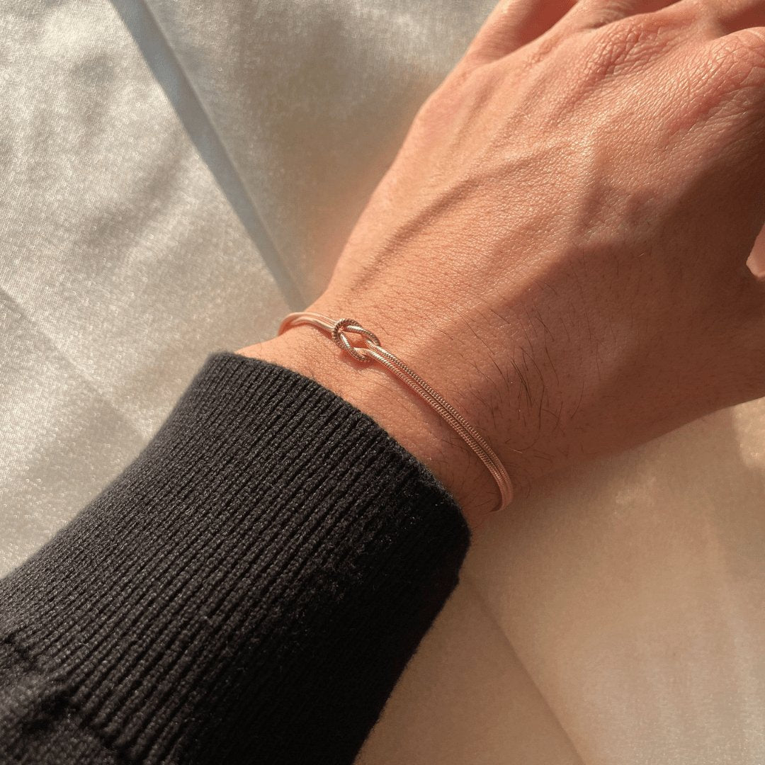 Heidi-Mode | Elegantes Liebesknoten Armband für Damen