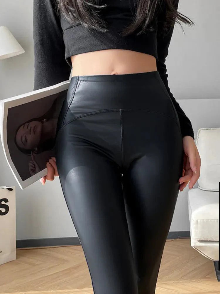 Heidi-Mode | Knöchellange Vegane Lederleggings