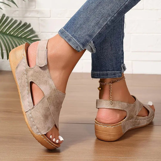 Heidi-Mode | Stilvolle Vintage Keilsandalen