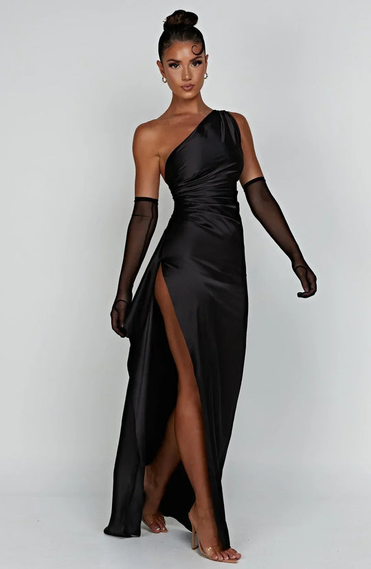 Kleid | One-Shoulder-Schlitzkleid aus Satin